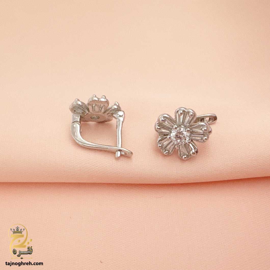 گوشواره نقره نگین دار طرح گل مدل ESW E69 — تصویر ۳