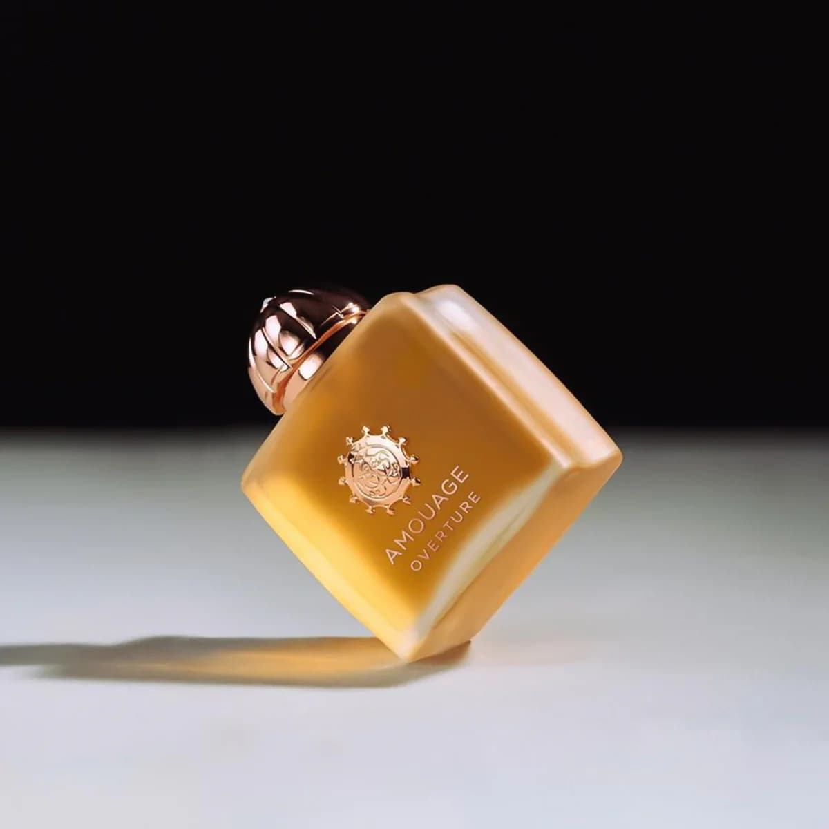 عطر ادکلن آمواج اورتور زنانه اصل — تصویر ۳