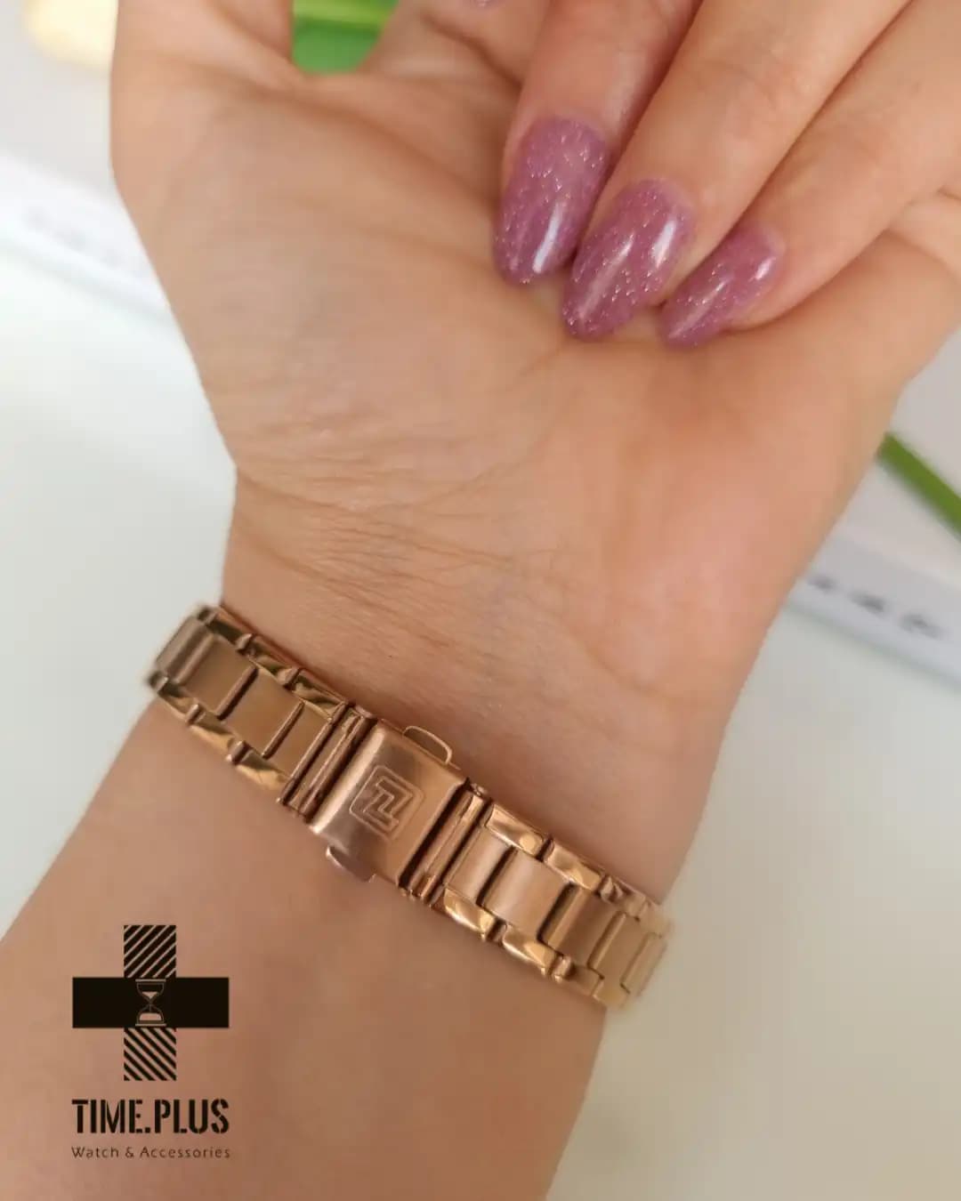 ساعت نیوی فورس زنانه اورجینال مدل NF5065 — تصویر ۵