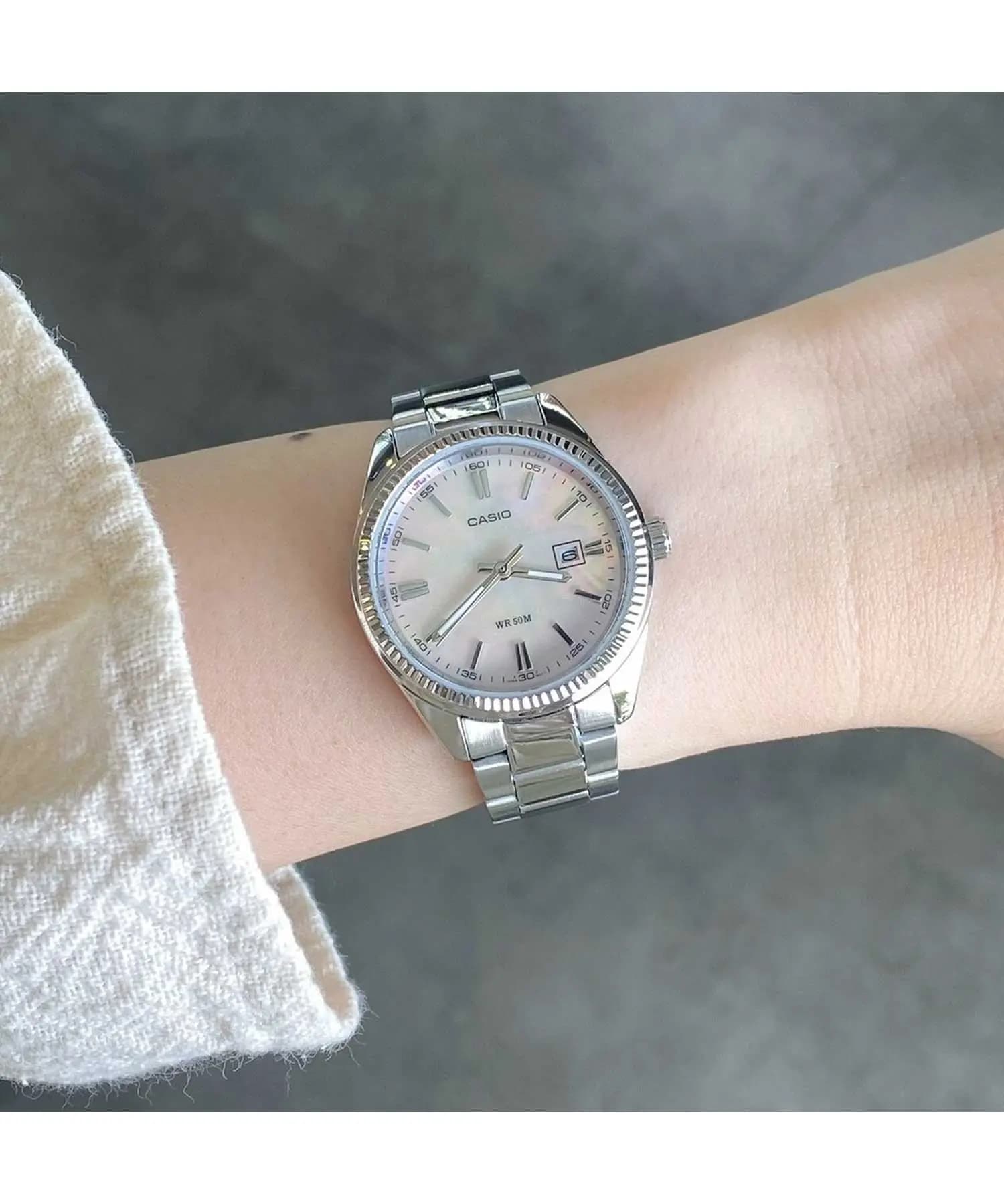 ساعت مچی زنانه کاسیو مدل CASIO-LTP-1302DS-4AVDF — تصویر ۸