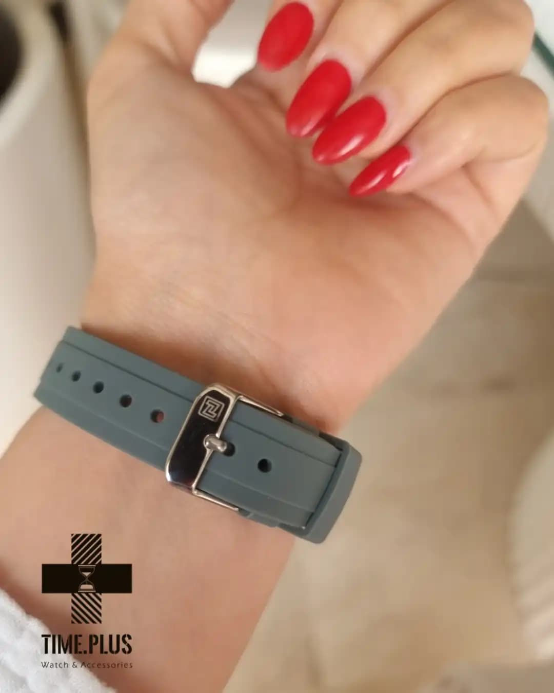 ساعت نیوی فورس زنانه اورجینال سبز مدل NF5068 — تصویر ۷