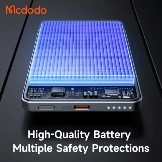 پاوربانک فوق نازک وایرلس 5000 مگنتی مک دودو Mcdodo MC-464 Metal Ultra Thin توان 20 وات — تصویر ۷