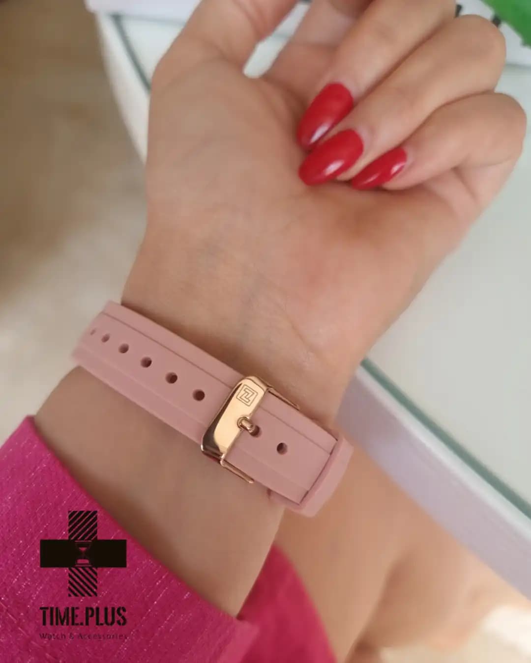 ساعت نیوی فورس زنانه اورجینال مدل NF5068 — تصویر ۷