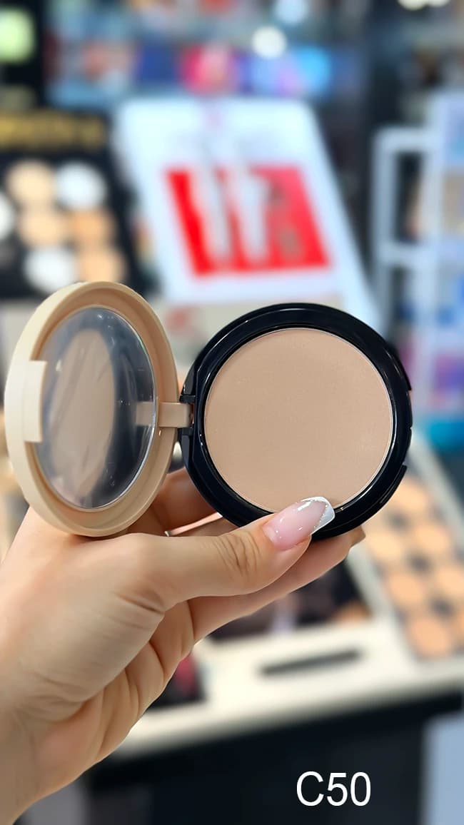 پنکک استنلی مدل PERFECT COVERAGE شماره C50 – پوشش یکدست، فینیش مات و ماندگاری بالا