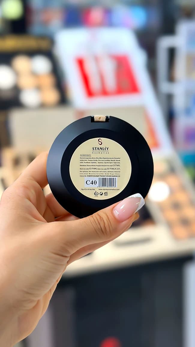 پنکک استنلی مدل Perfect Coverage شماره C40 – پوشش بی‌نقص و ماندگاری بالا — تصویر ۲