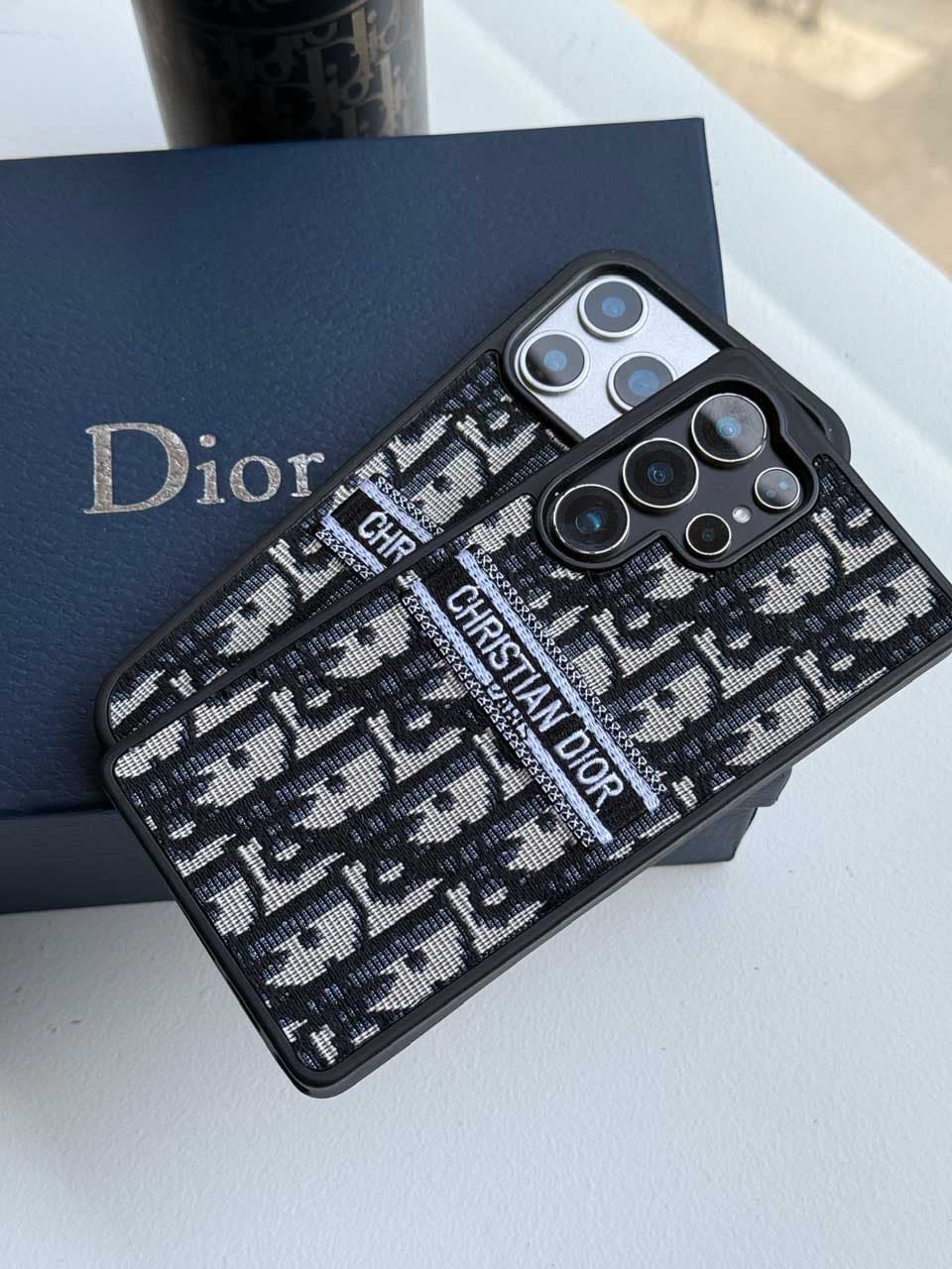 کاور گوشی Christian Dior پارچه ای — تصویر ۳