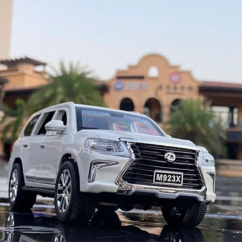 ماشین فلزی لکسوس Lexus LX570 سایز 1.24 بزرگ — تصویر ۸