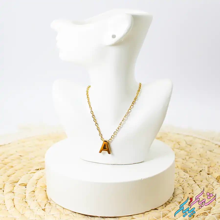گردنبند استیل حرف A – ساده، شیک و خاص – طلایی و نقره ای — تصویر ۴