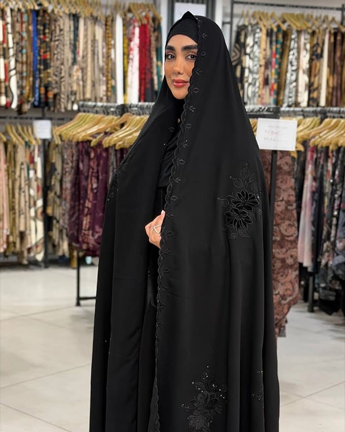 چادر دوخت سنتی ایرانی پرادو گلدوزی 1