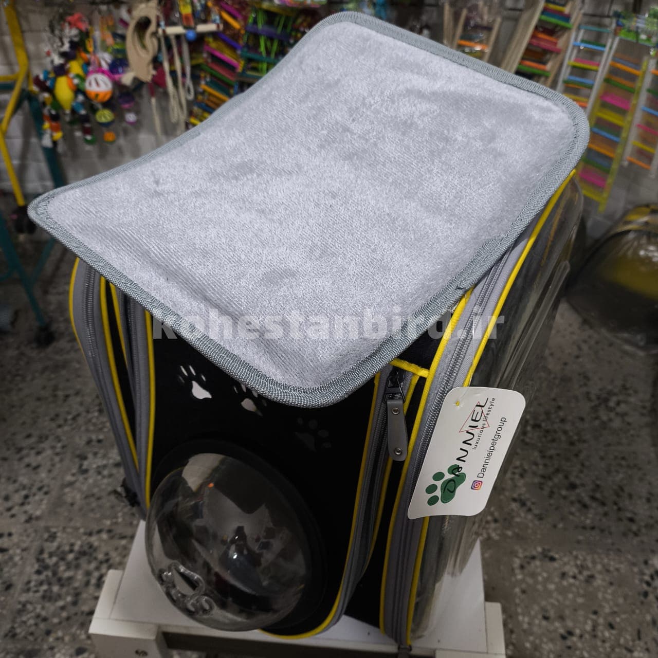 کیف حمل مکعبی دنیل — تصویر ۵