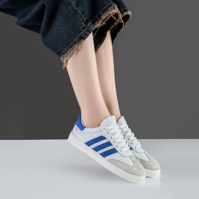 کفش و کتانی زنانه و دخترانه مدل آدیداس سامبا ADIDAS_SAMBA رنگ سفید آبی کد A310 — تصویر ۲