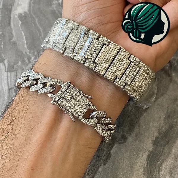 ست گردنبند و دستبند نگین جواهری رنگ نقره ای — تصویر ۲
