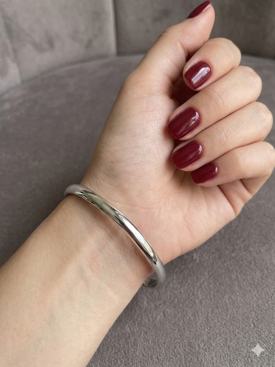 دستبند زنانه بنگل مدل ایینه ای باریک طرح دار از جنس ژوپینگ — تصویر ۲