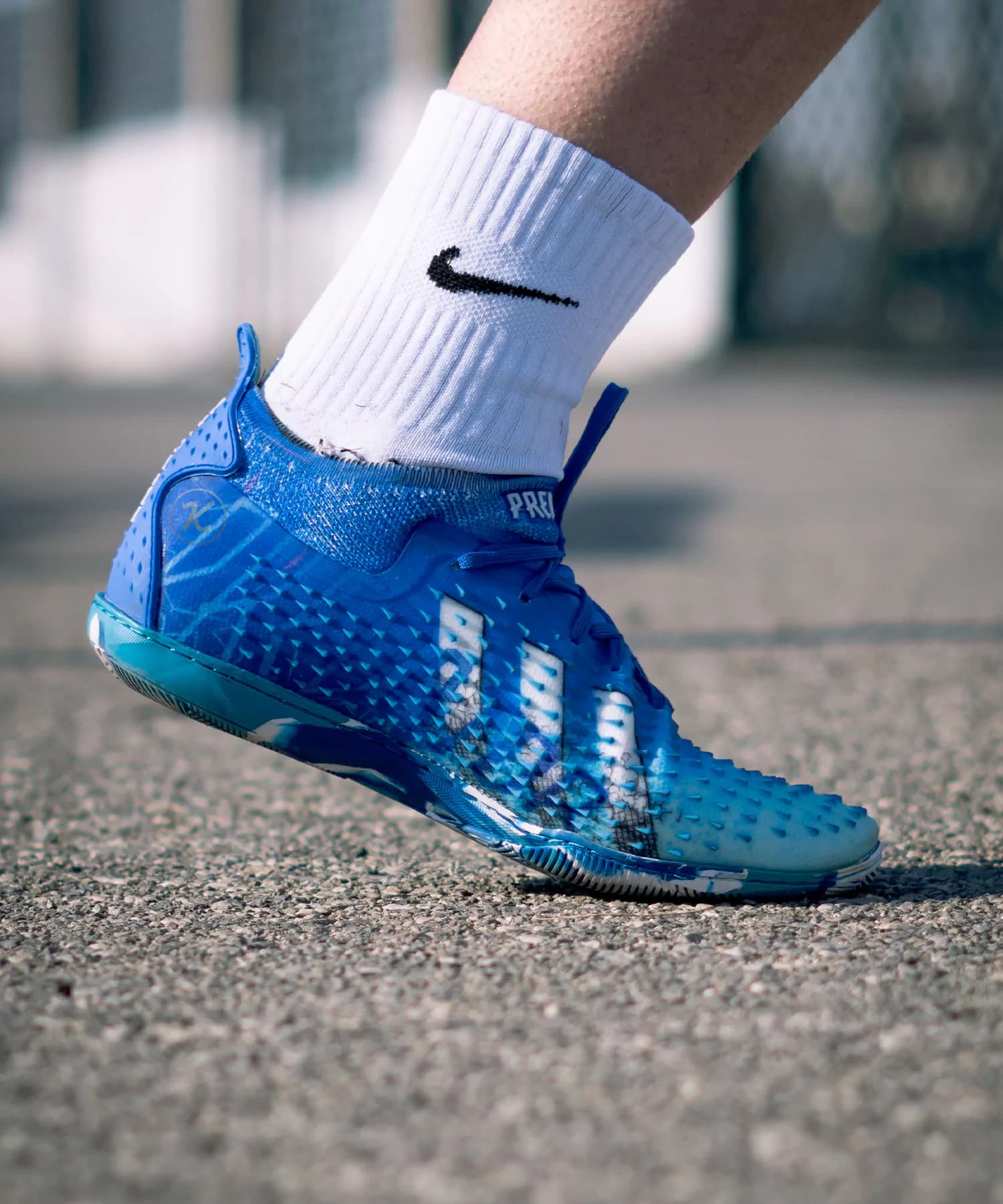 کفش سالنی آدیداس پردیتور فریک آبی Adidas Predator Freak — تصویر ۴