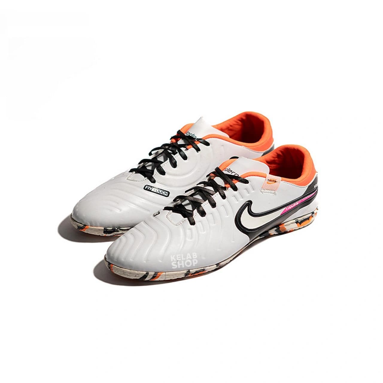 کفش فوتسال نایک تمپو لجند ۱۰ سفید قرمز Nike Tiempo — تصویر ۵
