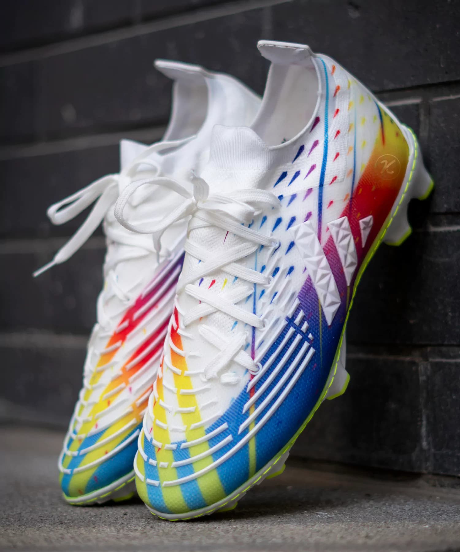 کفش فوتبال آدیداس پردیتور 2023 سفید Adidas Predator 2023 — تصویر ۲