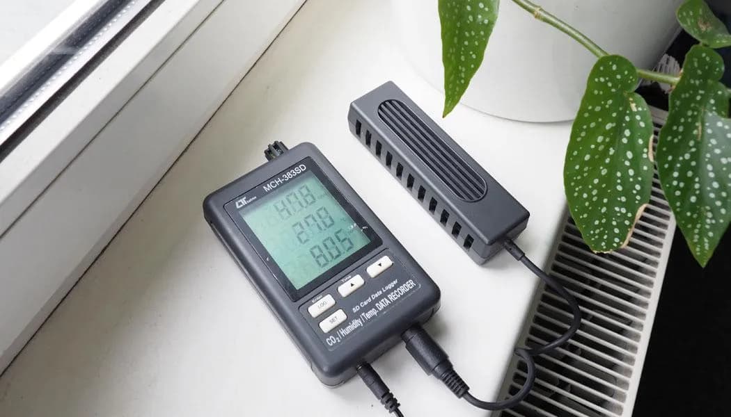 مولتی فانکشن لوترون MCH-383SD | CO2، دما و رطوبت — تصویر ۳