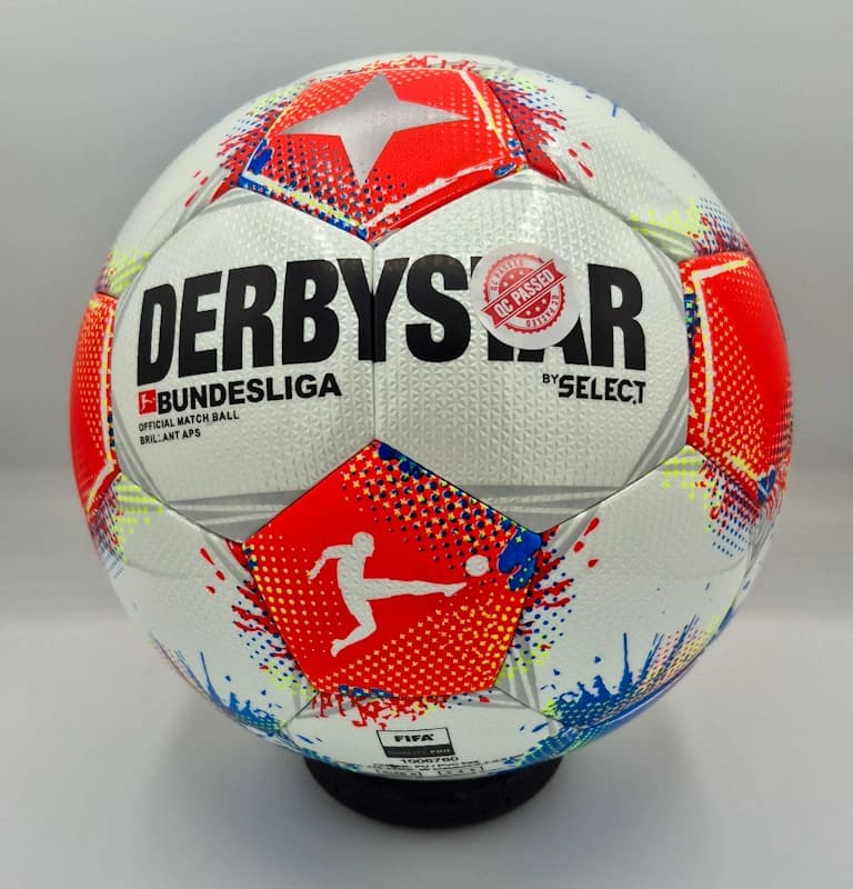توپ فوتبال دربی استار (Derbystar) طرح بوندسلیگا – سایز ۵ (پرسی/FIFA Quality)