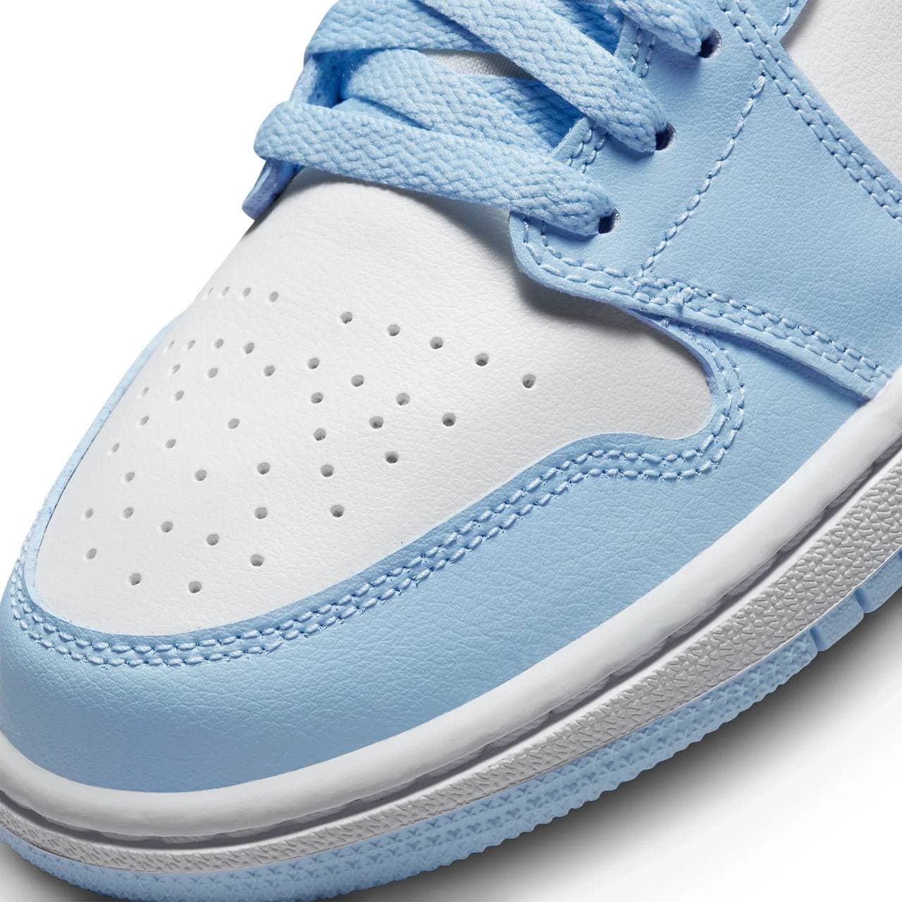 کفش ایر جردن Air Jordan 1 low — تصویر ۴