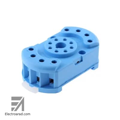 سوکت 8 پایه فیندر finder 9022