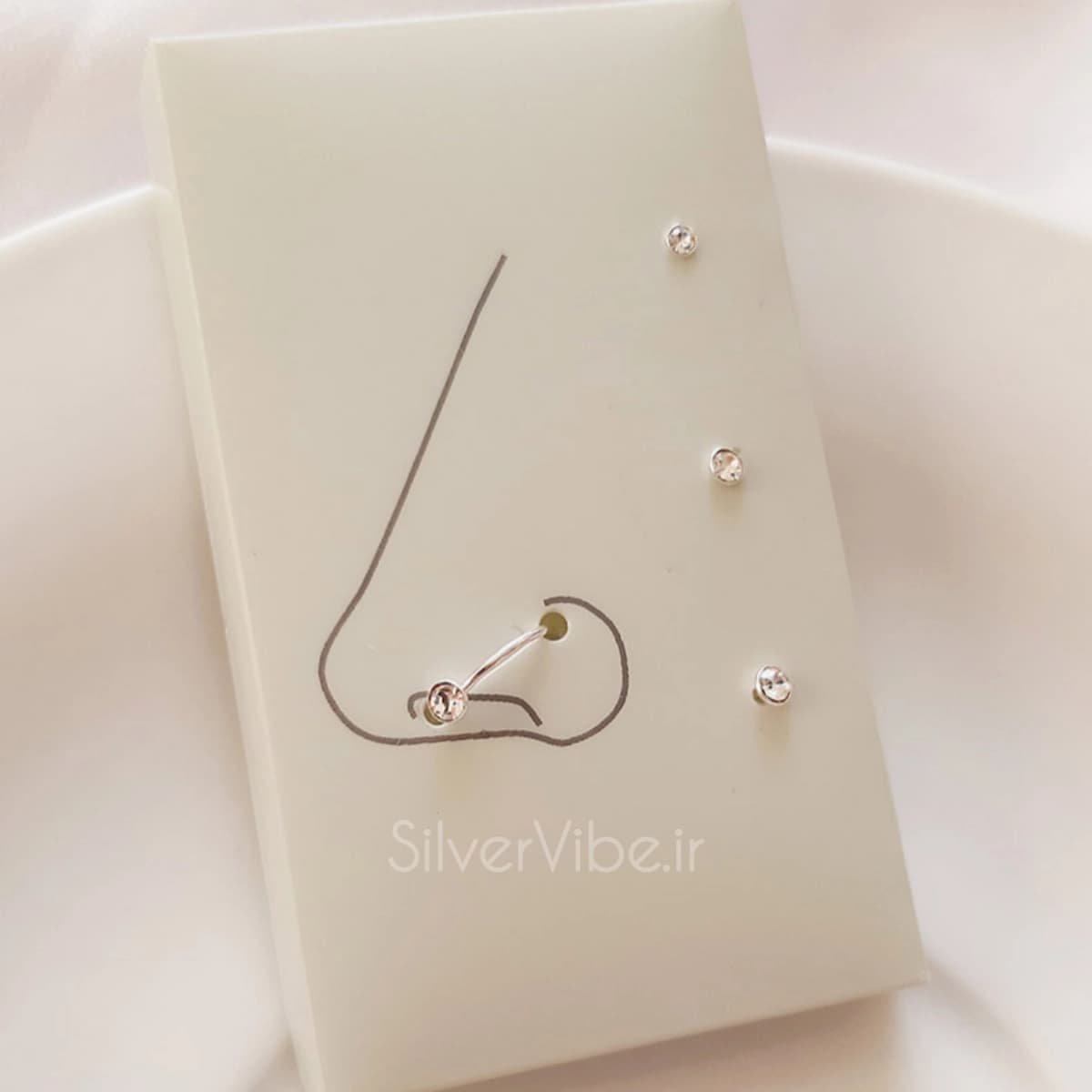 پیرسینگ بینی نقره | نگین دار | 4 عددی — تصویر ۲