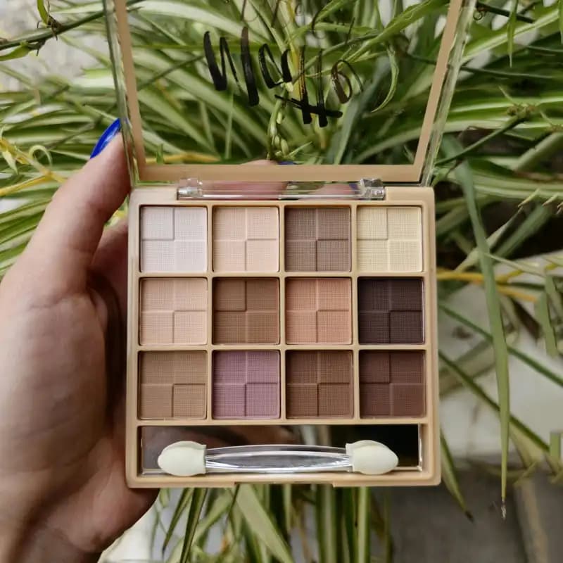 پالت سایه 12 رنگ دودوگرل Matte Eyeshadow پالت سایه مات شماره 01، 02 — تصویر ۳