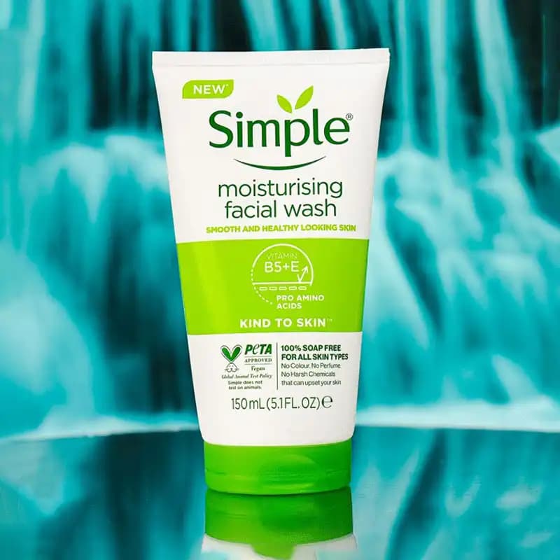 ژل شستشوی صورت سیمپل مدل Moisturising حجم 150 میل — تصویر ۳