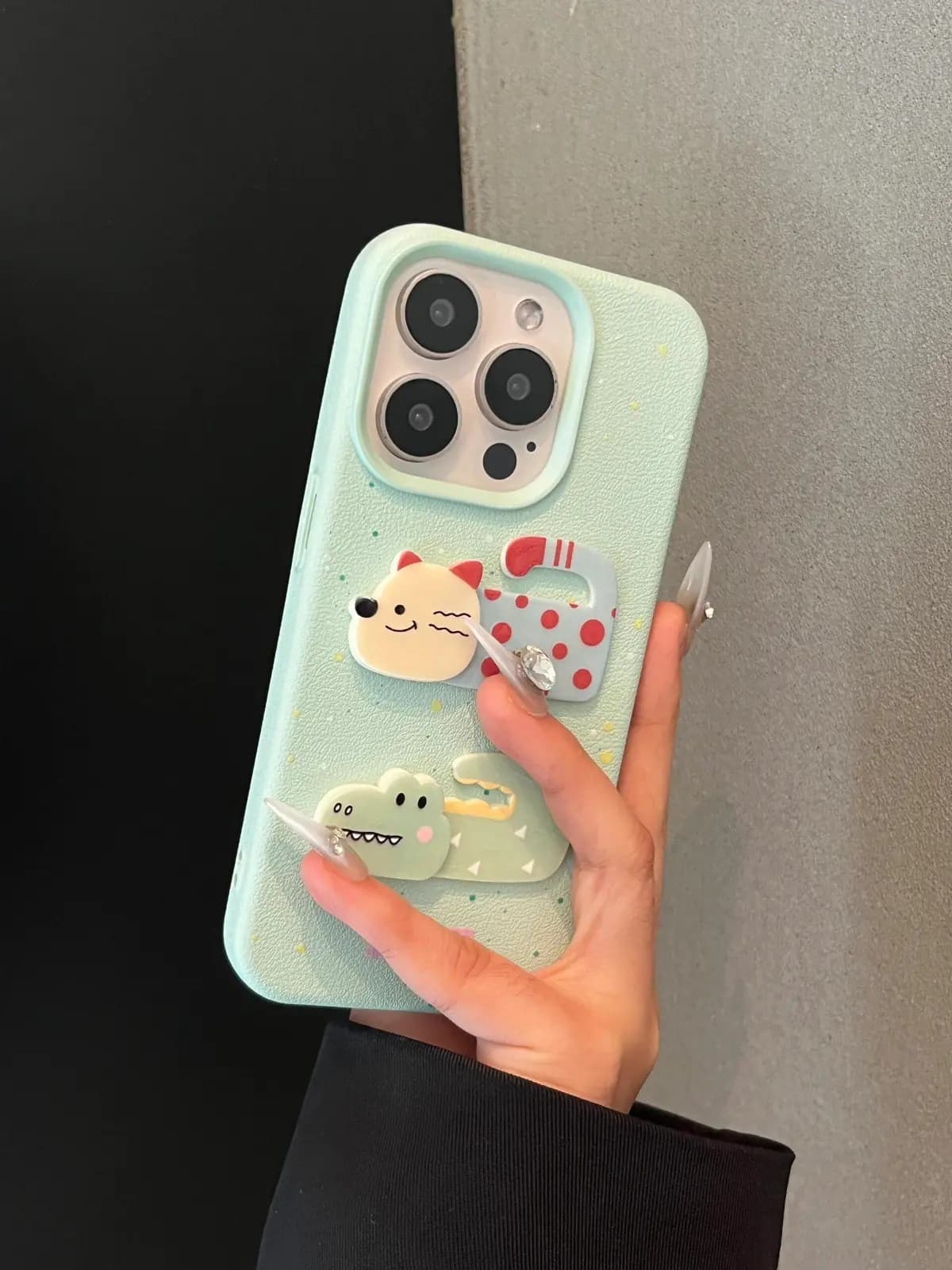 قاب Cat & Aligator — تصویر ۲