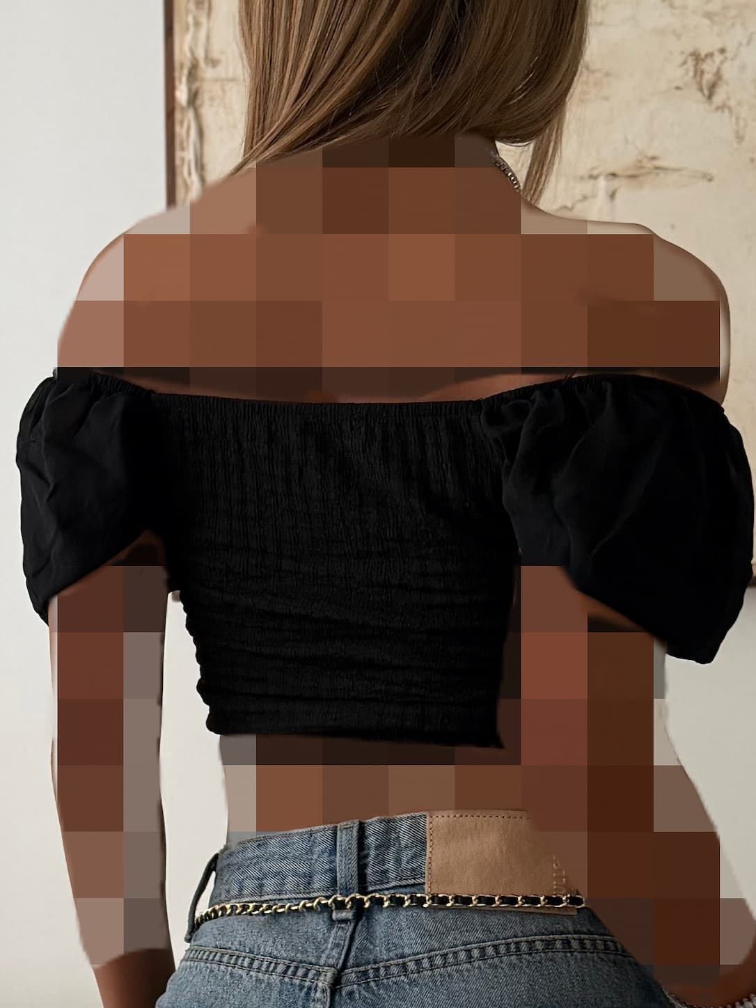 River Island-Off- Black Shoulder Smocked Crop Top — تصویر ۲