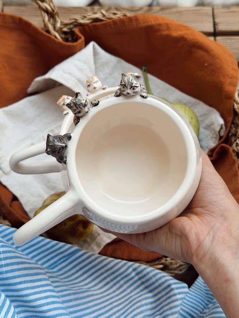 ماگ گربه آویزون — تصویر ۴