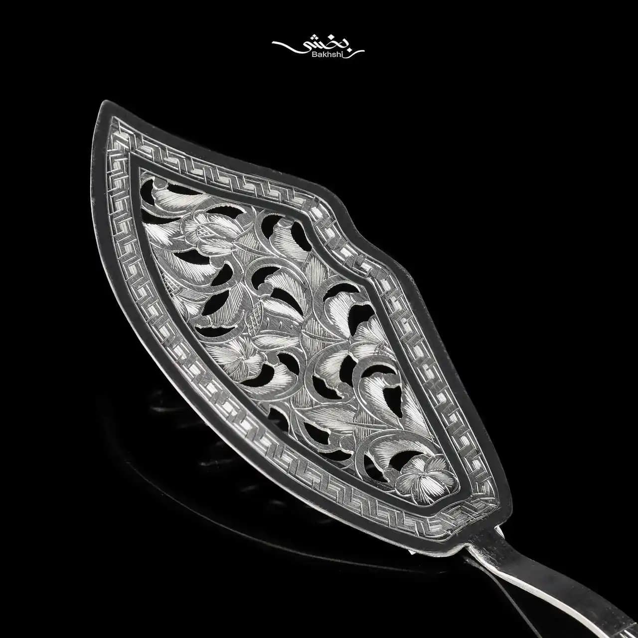 کفگیر کیک نقره قلم تبریز کد4 — تصویر ۲