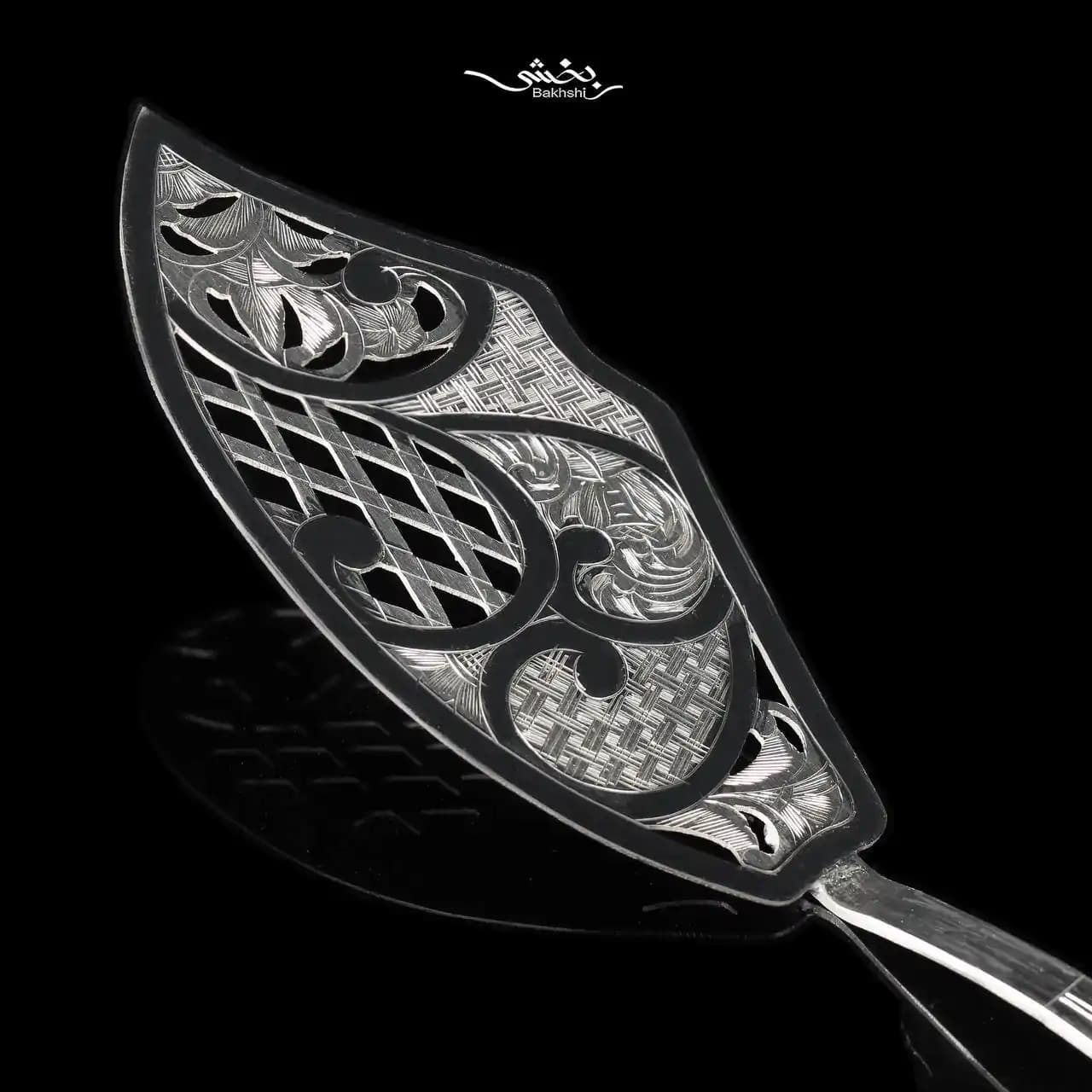 کفگیر کیک نقره قلم تبریز کد1 — تصویر ۲