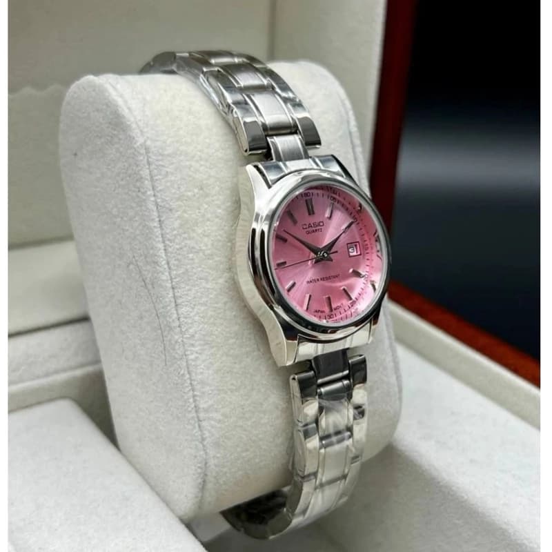 ساعت زنانه مارک کاسیو Casio صفحه صورتی — تصویر ۲
