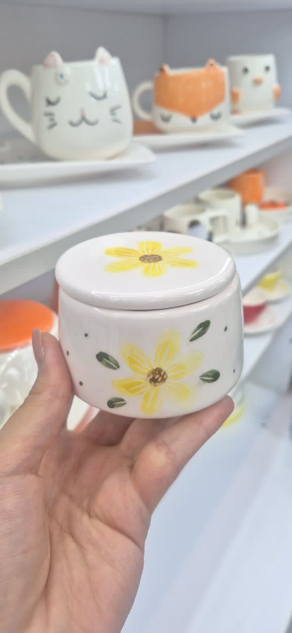 ست چای دو نفره فنجان و قندان سرامیکی خال دار — تصویر ۲