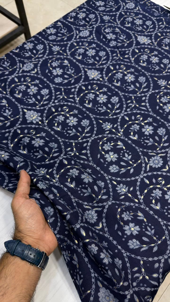 پارچه باتیک طلاکوب (قواره آخر تخفیف دار)