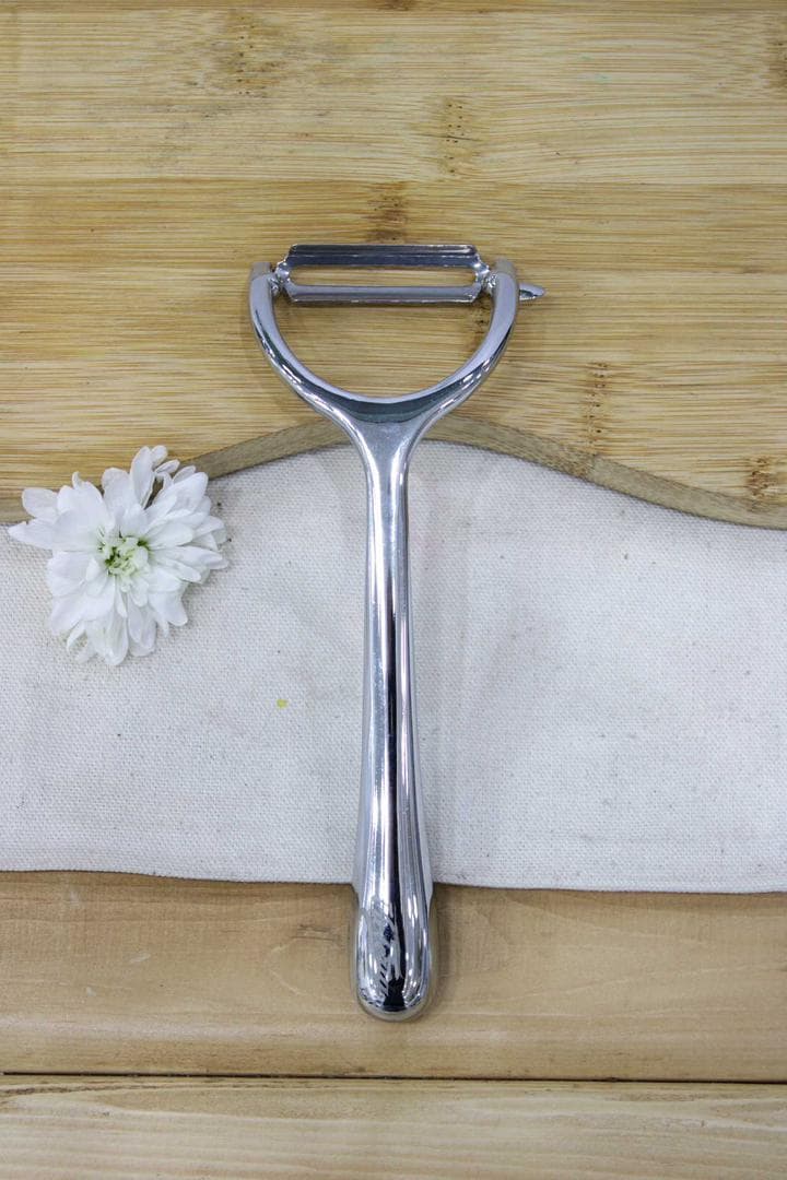 پوست کن کمانی ویکتوریا