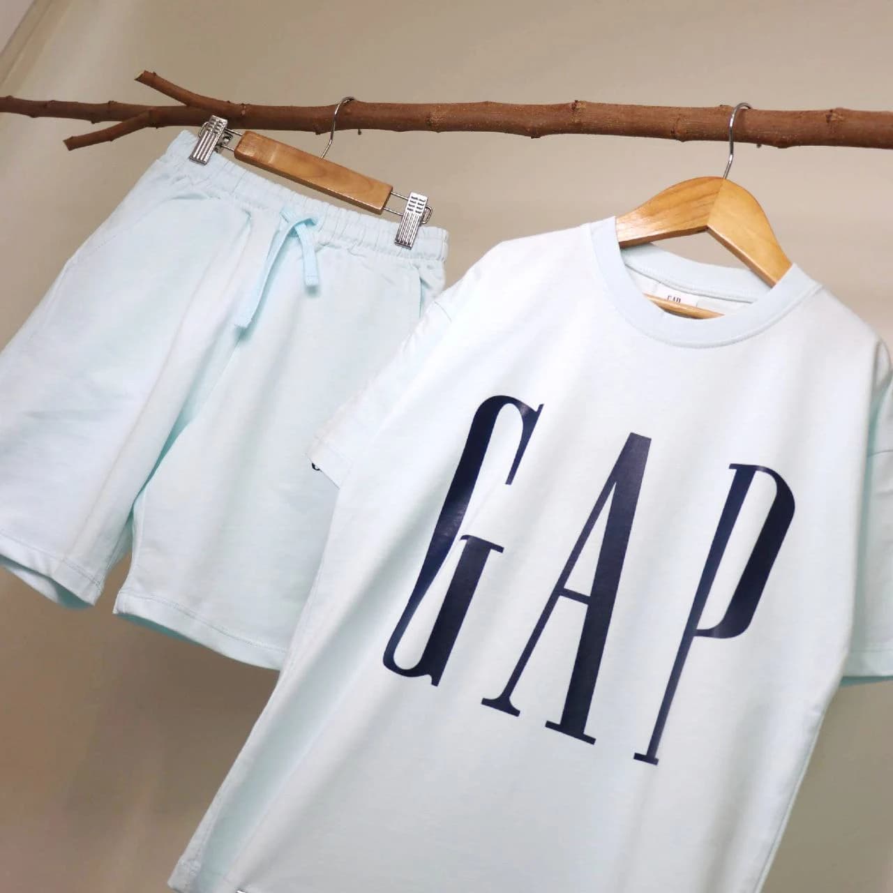 🧒 ست تیشرت و شلوارک ترک GAP | سایز 6 تا 14 سال | فوق‌العاده نرم و راحت — تصویر ۳