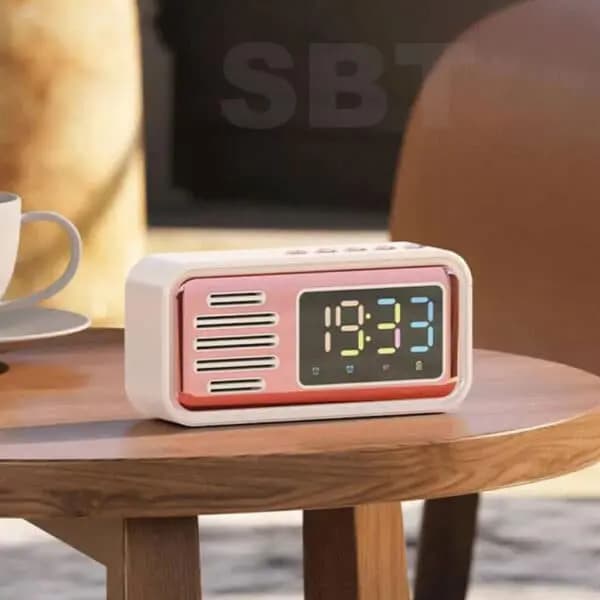 اسپیکر بلوتوثی ساعت دار مدل S22 — تصویر ۲
