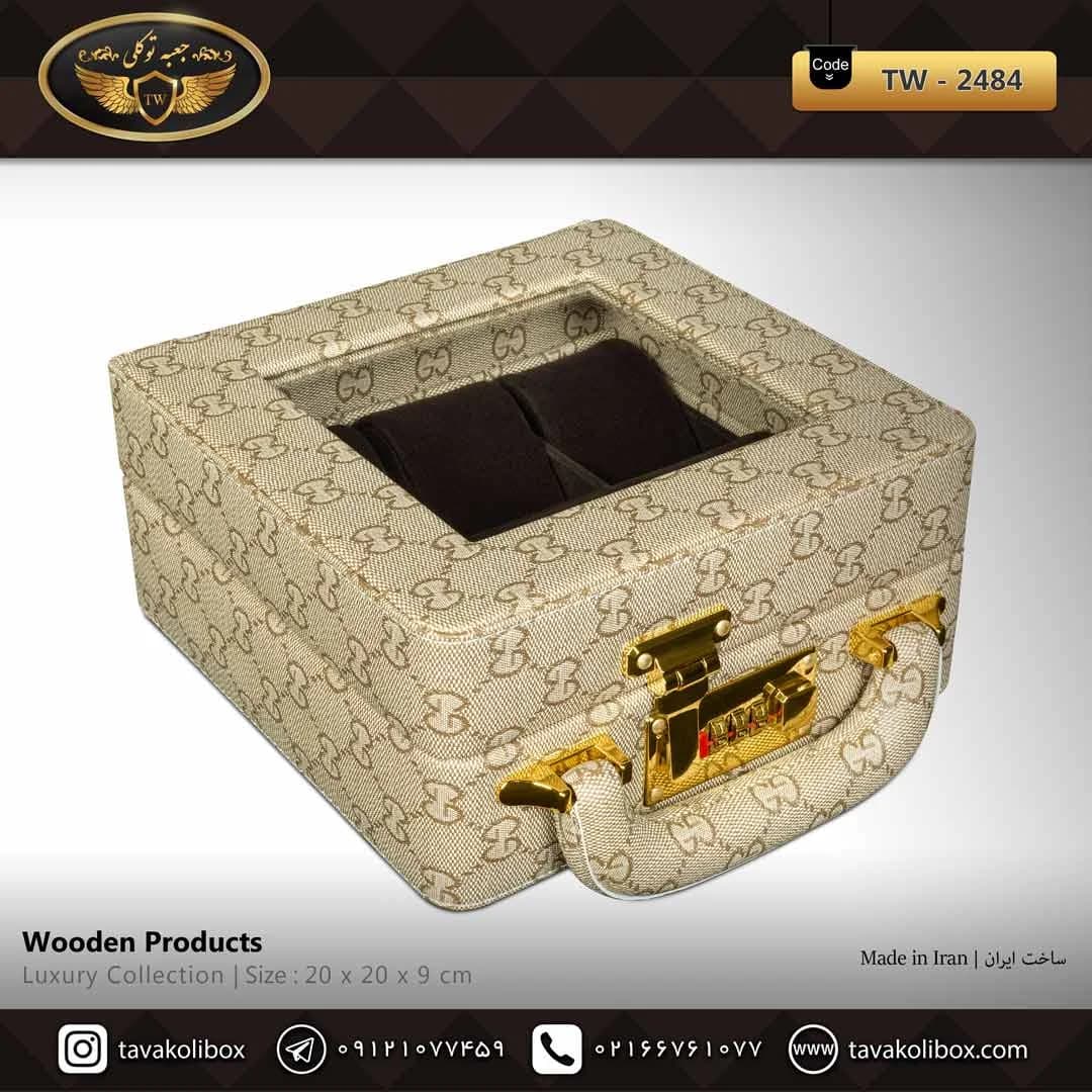 جعبه ساعت 6 خونه سوپرلاکچری درب دار بالشتک لوکس چرم رنگ کرمی مدل : TW-2484