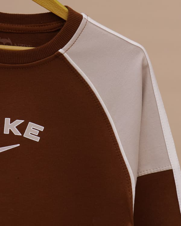 بلوز شلوار آستین رگلان Nike — تصویر ۳