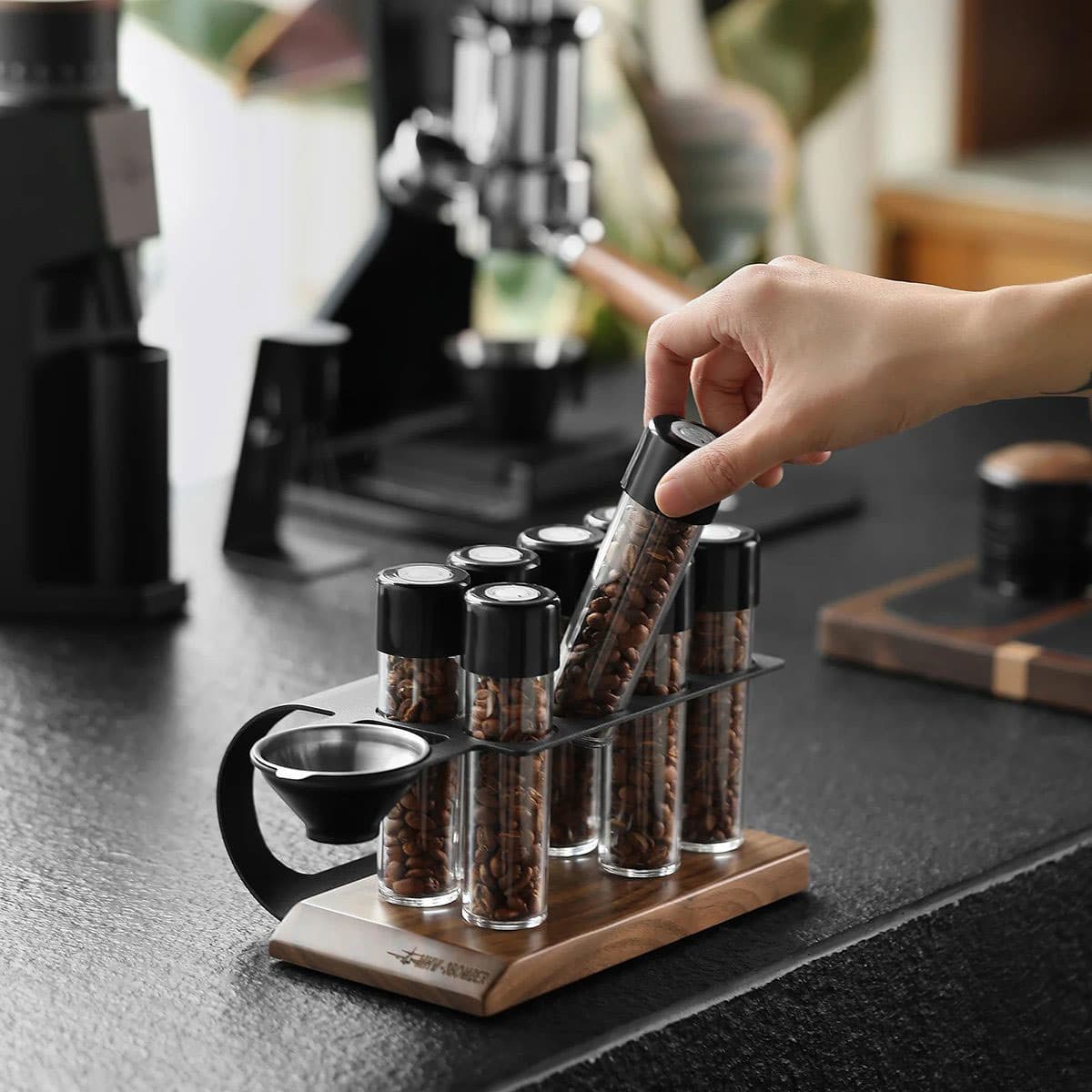 استند دوزینگ قهوه بمبر مدل Energy Bottle — تصویر ۲