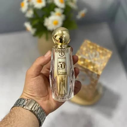 ضد آفتاب و پرایمر طرح شیگلم طلایی مدل Sun Isolation Screen حجم 30 میل اورجینال — تصویر ۳