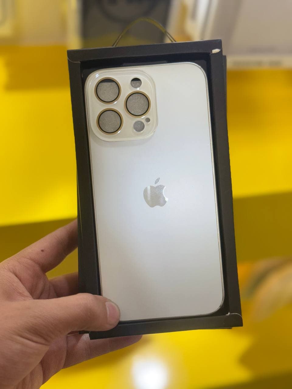 قاب لیزری نشکن PVD گوشی موبایل آیفون Iphone 15 Pro Max — تصویر ۲