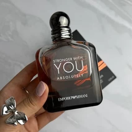 عطر امپریو آرمانی استرانگر ویت یو ابسولوتلی مردانه | حجم 100 میل اورجینال — تصویر ۳