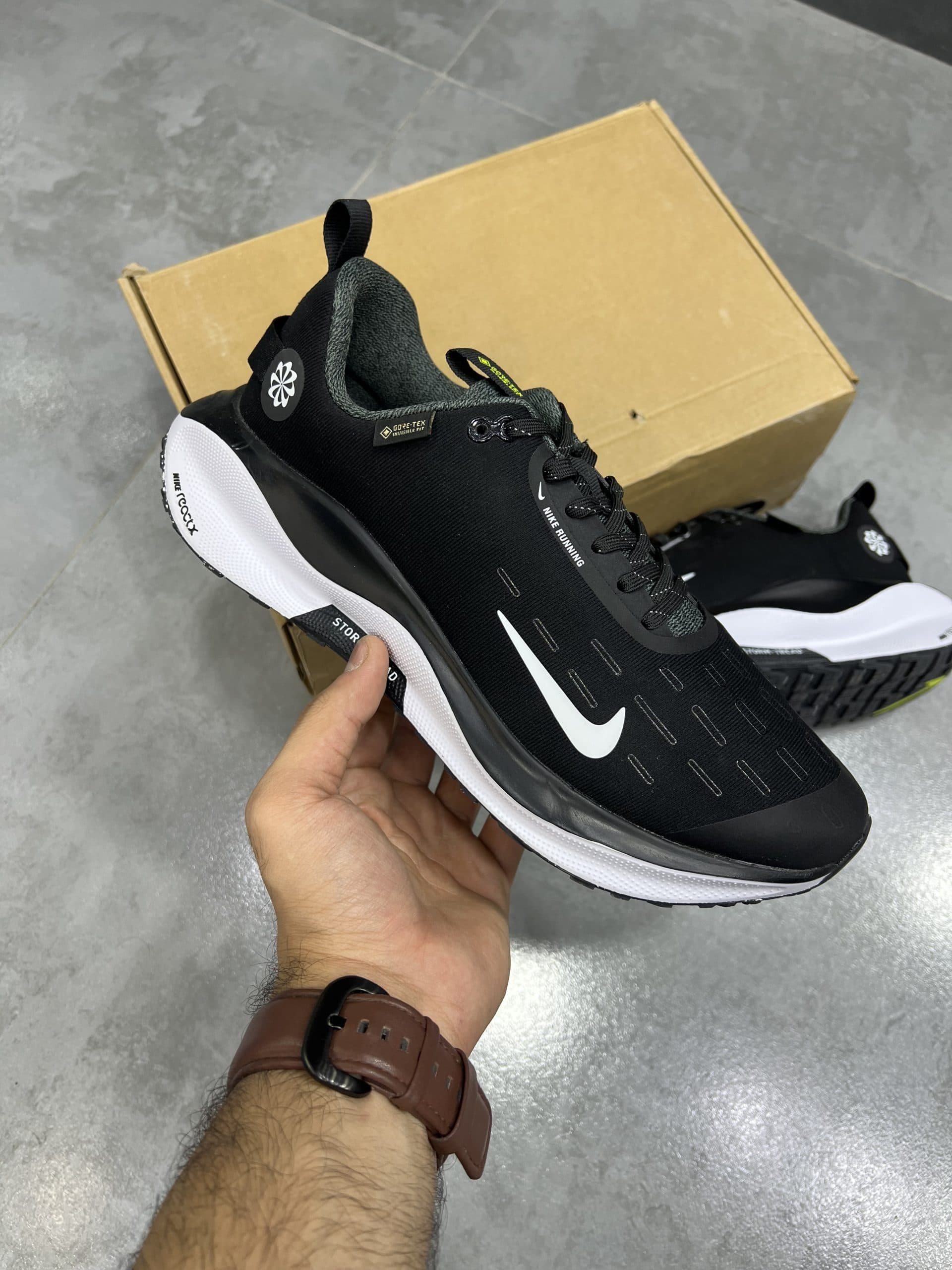 نایک اینفینیتی ران گورتکس ( ضدآب ) مشکی سفید NIKE INFINITY RUN 4 GORE-TEX — تصویر ۵