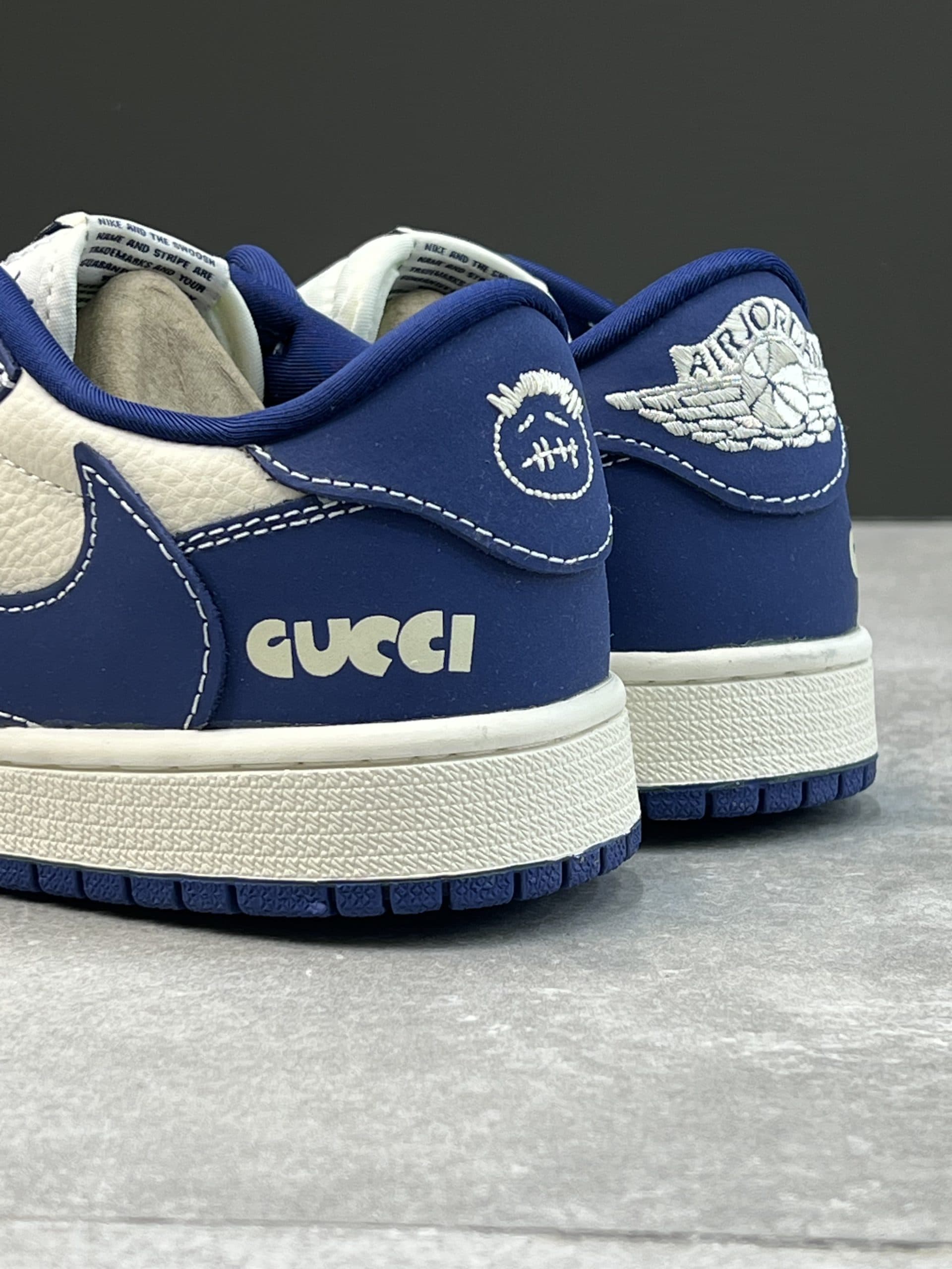 نایک ایر جردن وان لو ترویس اسکات گوچی NIKE AIR JORDAN 1 LOW TRAVISSCOTT GUCCI — تصویر ۳