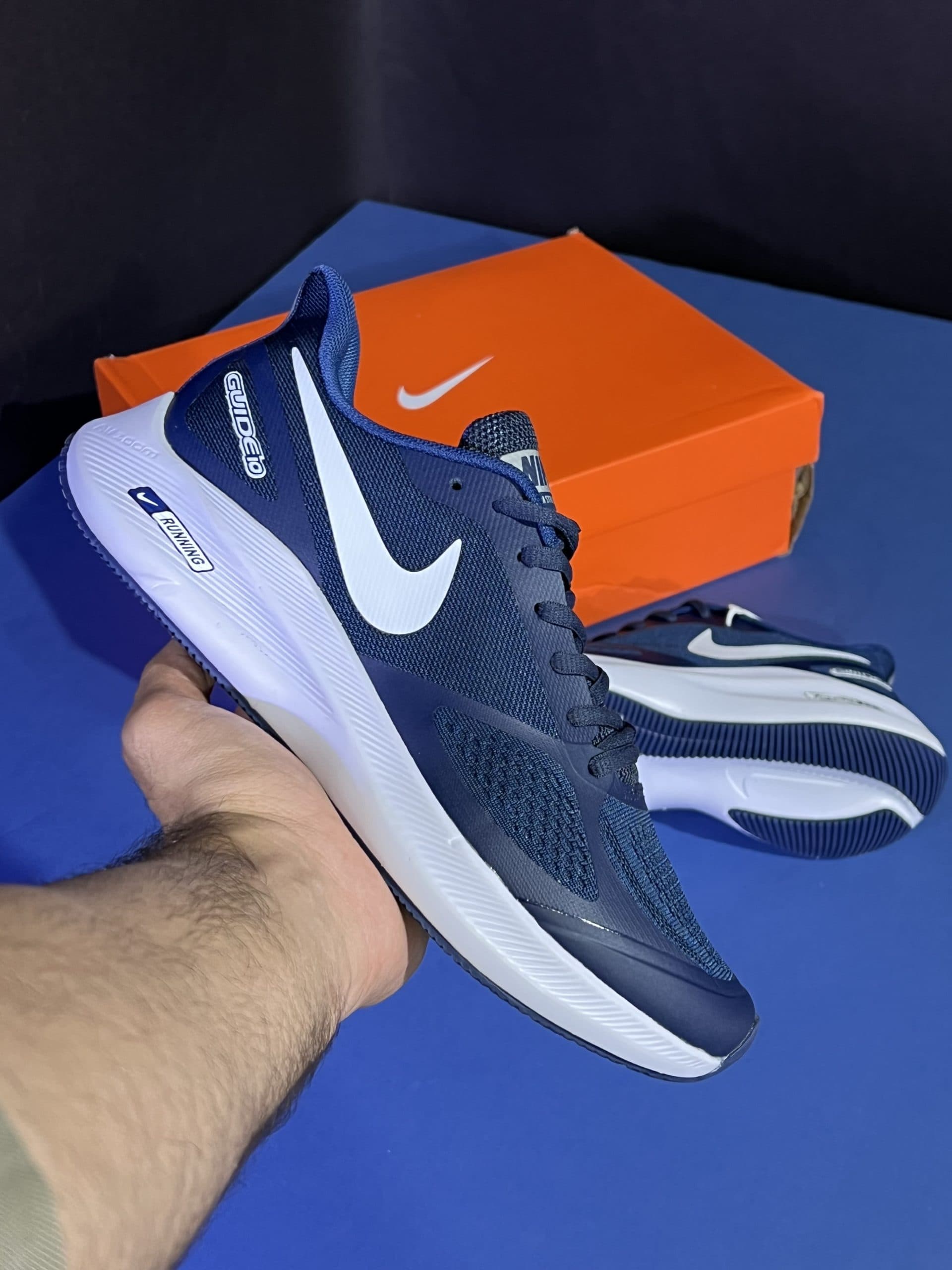 نایک گاید ۱۰ سفید سورمه ای NIKE GUAID 10 — تصویر ۵