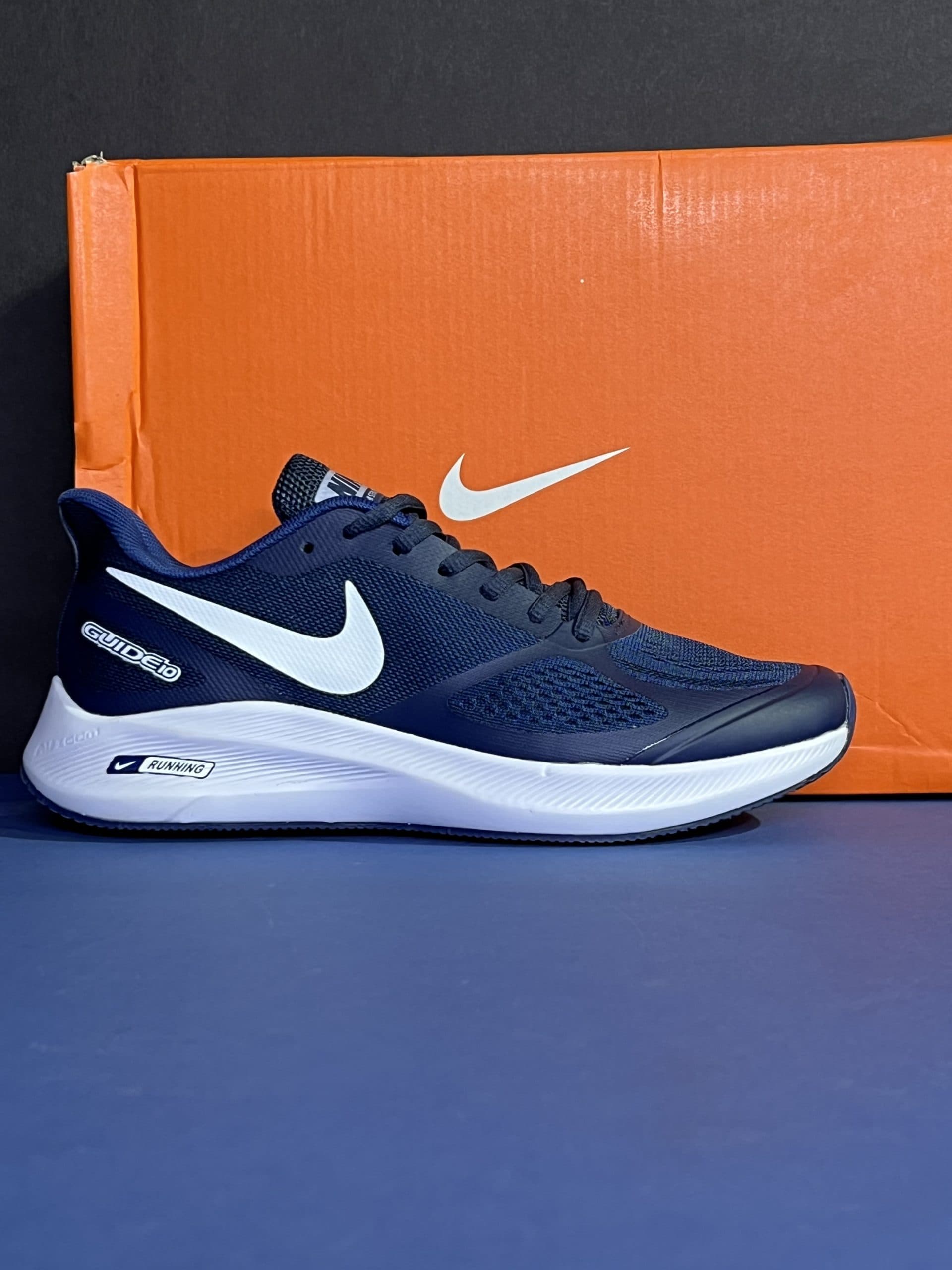 نایک گاید ۱۰ سفید سورمه ای NIKE GUAID 10