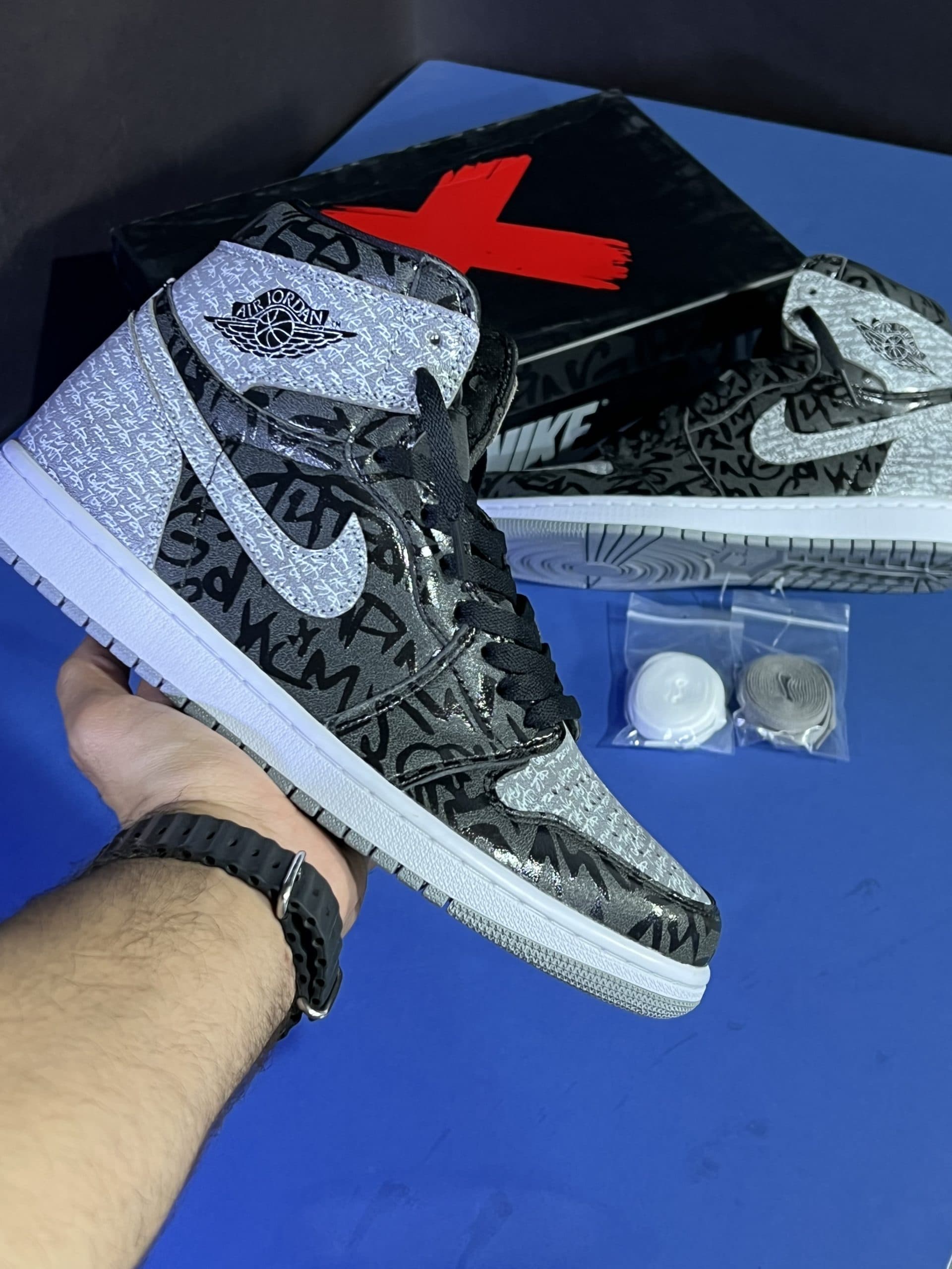 نایک ایر جردن وان های ربلیونر NIKE AIR JORDAN 1 HIGH REBELLIONAIRE — تصویر ۵