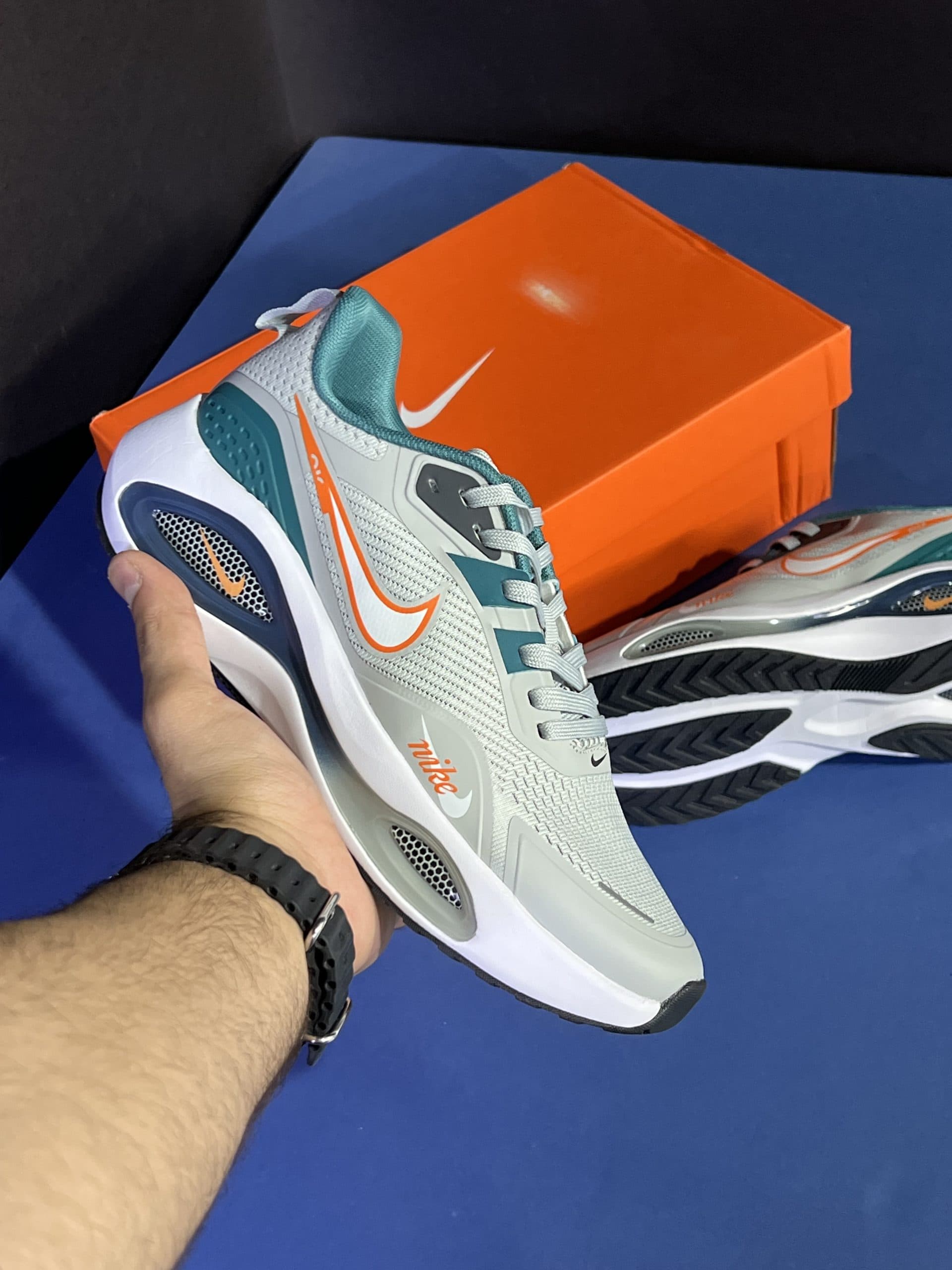 نایک ایر زوم وینفلو وی تو طوسی سبز NIKE AIR ZOOM WINFLO 2 — تصویر ۵